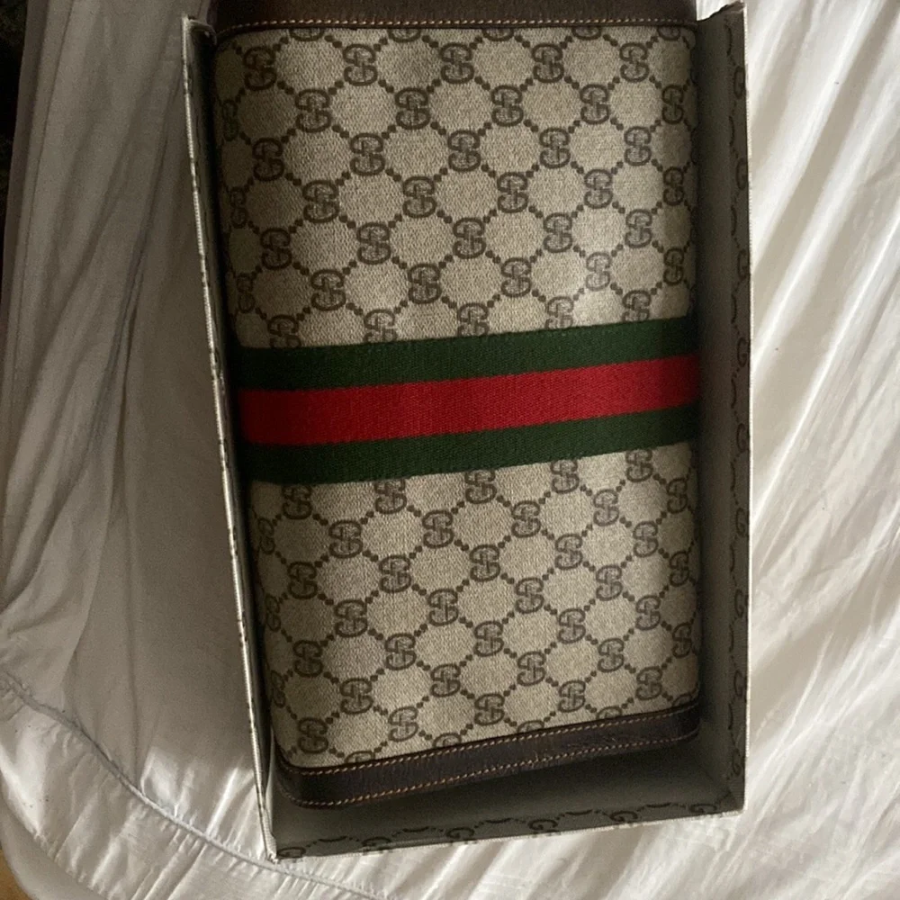 Gucci bag - Picture 3 of 11